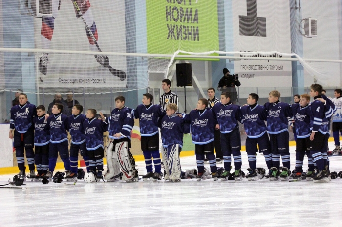 На ледовой арене «Айсберг» состоялся матч Первенства Московской области по хоккею
